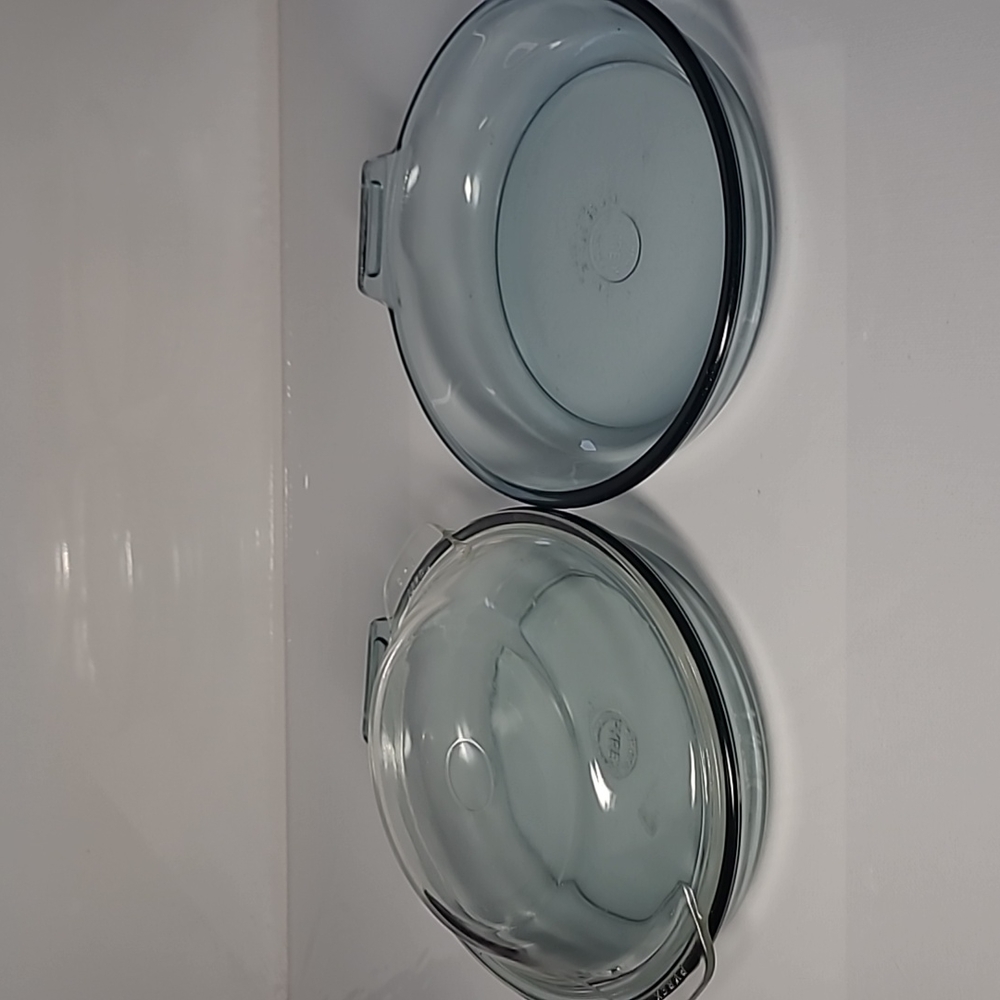Pyrex c-n 817-B top of stove ware Iid pyrex 2 skillet pan  1 Pyrex lid